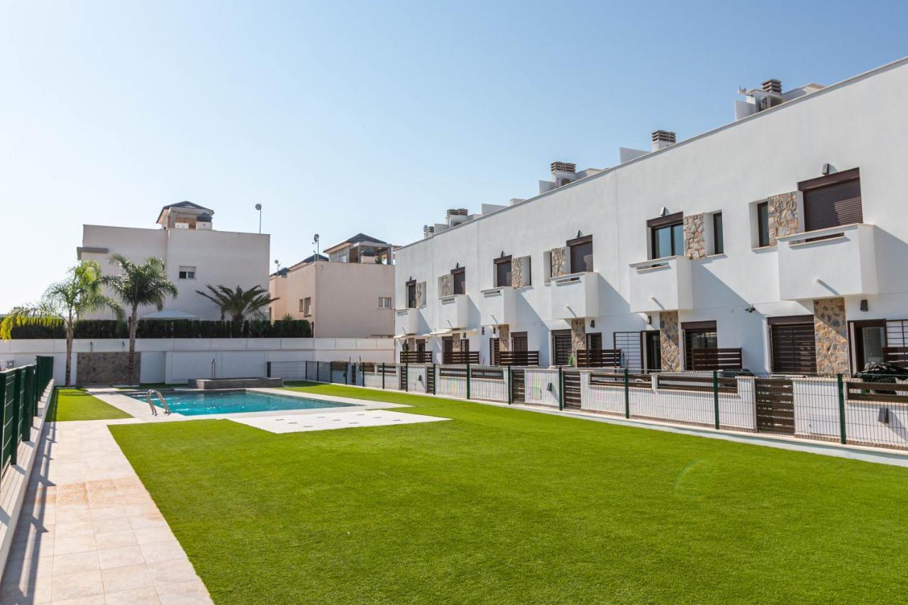 Bahia Homes Торевиеха Екстериор снимка