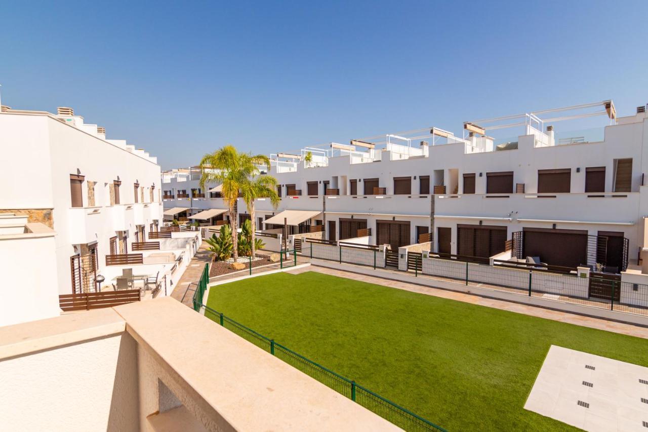 Bahia Homes Торевиеха Екстериор снимка