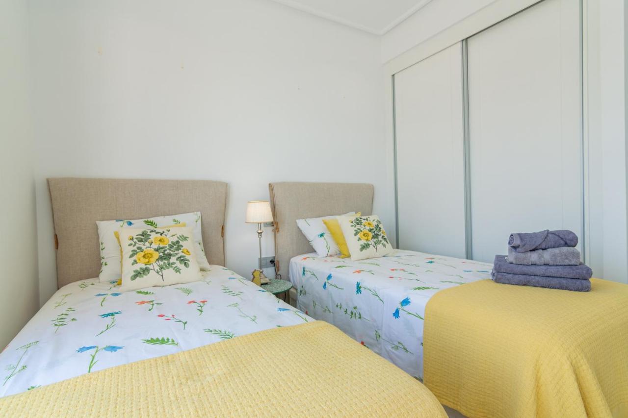 Bahia Homes Торевиеха Екстериор снимка