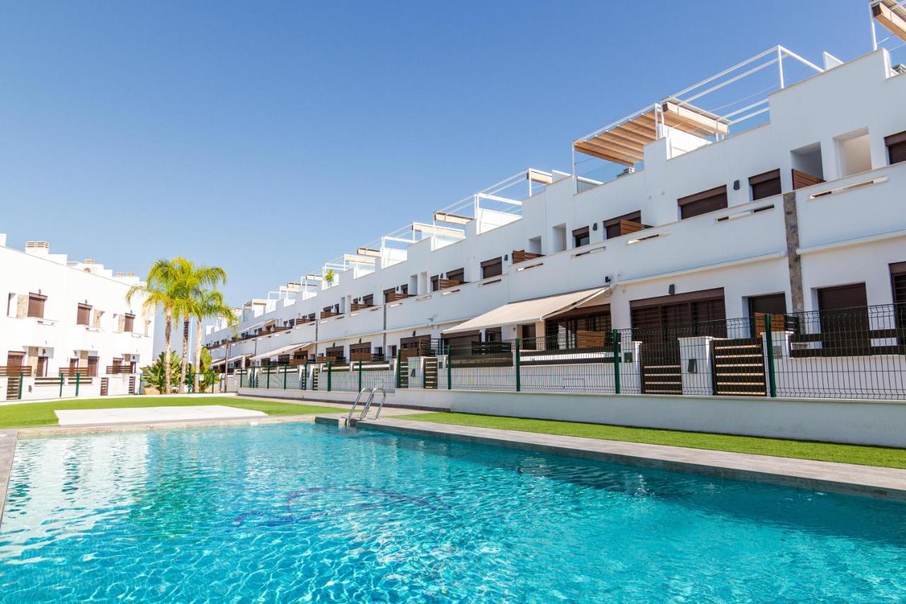 Bahia Homes Торевиеха Екстериор снимка